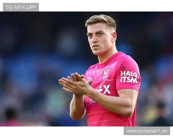 切尔西主帅执教稳定性受到质疑,球队赛季表现或将面临阶段性调整 切尔西主帅执教稳定性受到质疑,球队赛季表现或将面临阶段性调整