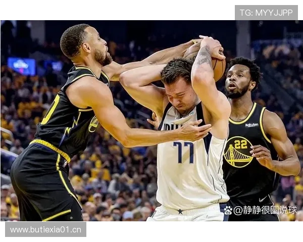 维金斯突破抢断效率提升显著 区别于季后赛中库里的防守压力